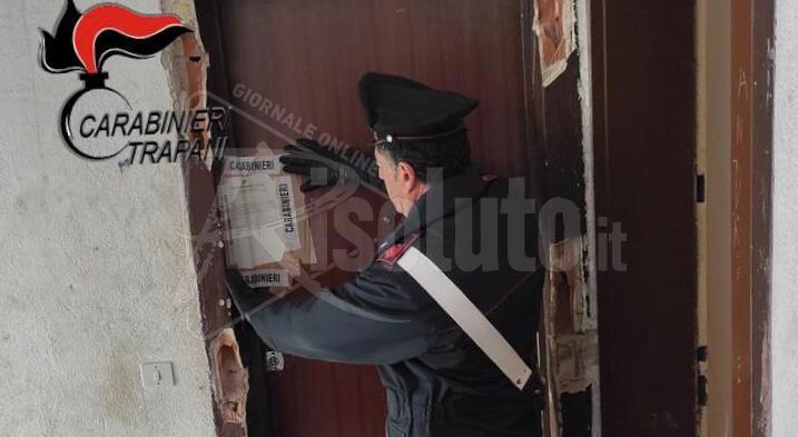 Sequestrati due laboratori di sostanze stupefacenti, trovati anche 45 mila euro