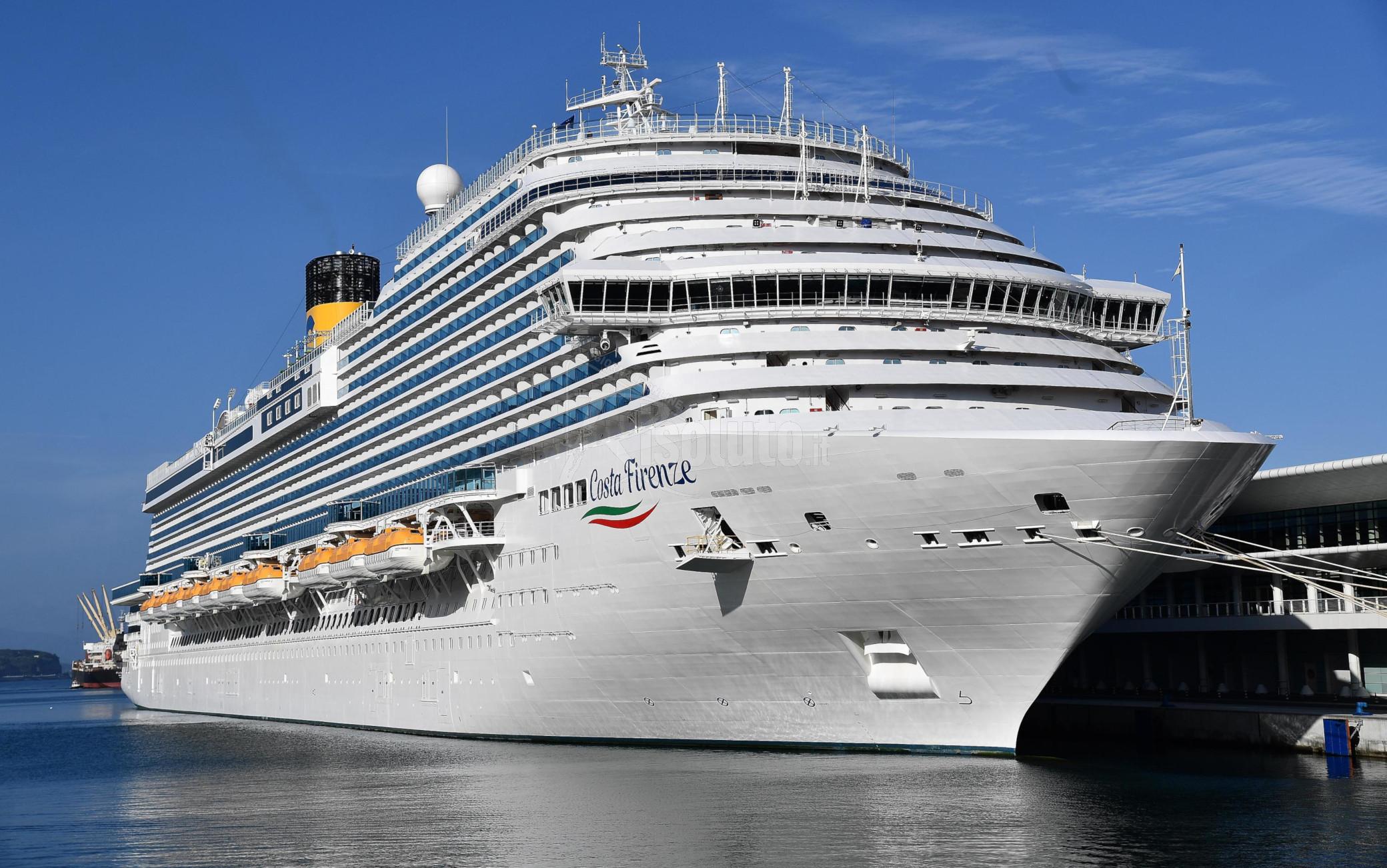 Posti di lavoro a bordo di Costa Crociere, si ricercano 500 lavoratori