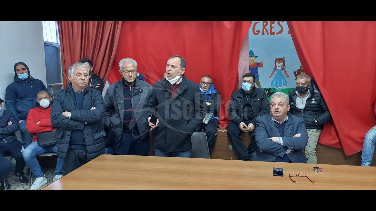 La marineria di Sciacca protesta, ma non conferma lo stop alla pesca (Video)