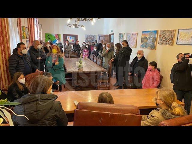 Donna e i tre figli scappati da Kiev accolti a Joppolo Giancaxio (Video)