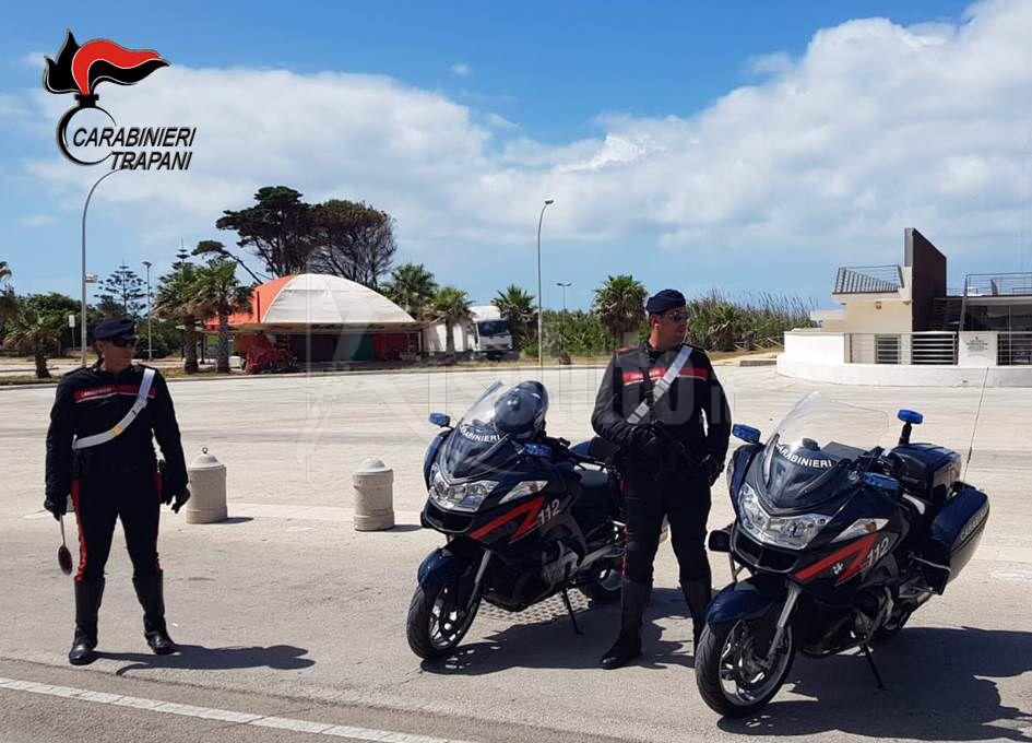 Droga a Marsala, cinque persone denunciate e sequestrato impianto di irrigazione cannabis a distanza