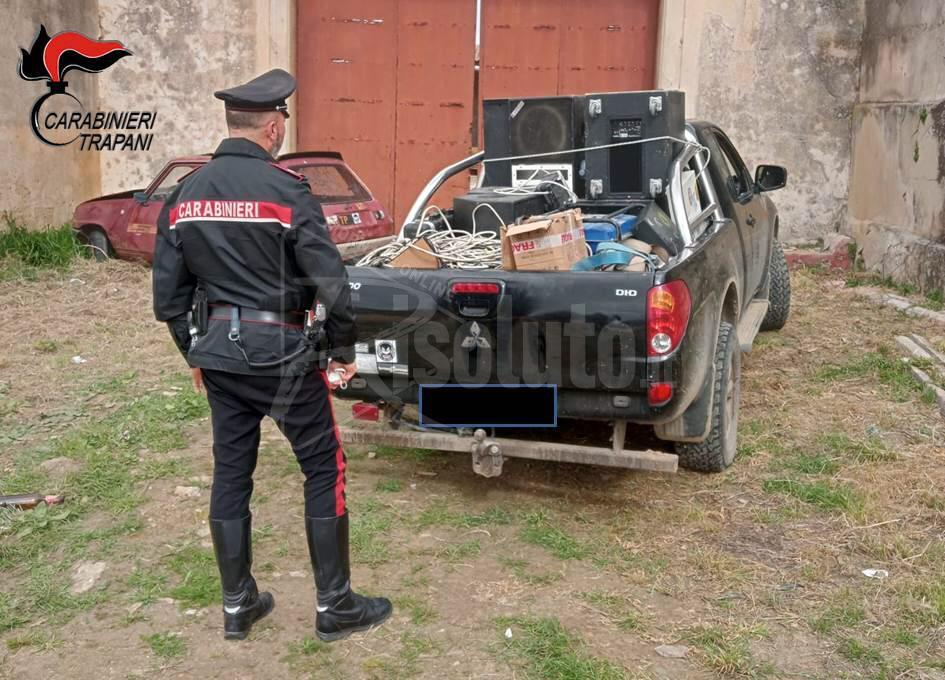 Feste abusive e risse con mazze e fucili da pesca nel trapanese, denunciate sette persone