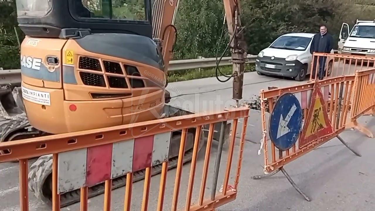 Iniziati i lavori in via Ghezzi a Sciacca, corsa contro per rispettare i tempi di ultimazione (Video)