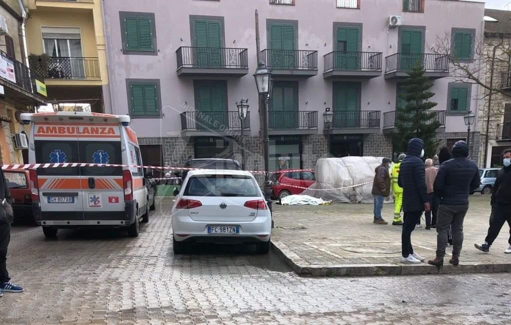 Fermato il padre del ventiquattrenne ucciso in piazza Progresso, e' stato il poliziotto a sparare