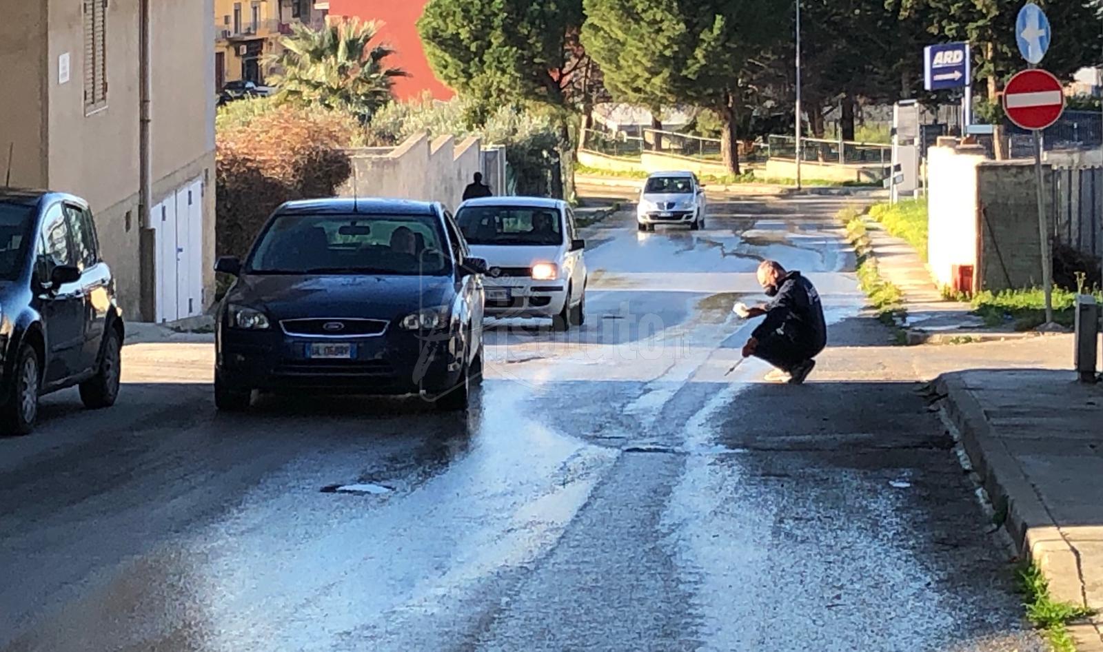 Via delle Begonie a Sciacca, nuova perdita idrica e strada ancora una volta allagata