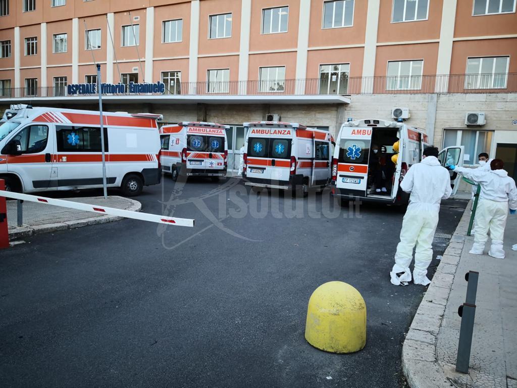 Focolaio Covid nella terapia intensiva dell'ospedale di Gela, pazienti trasferiti