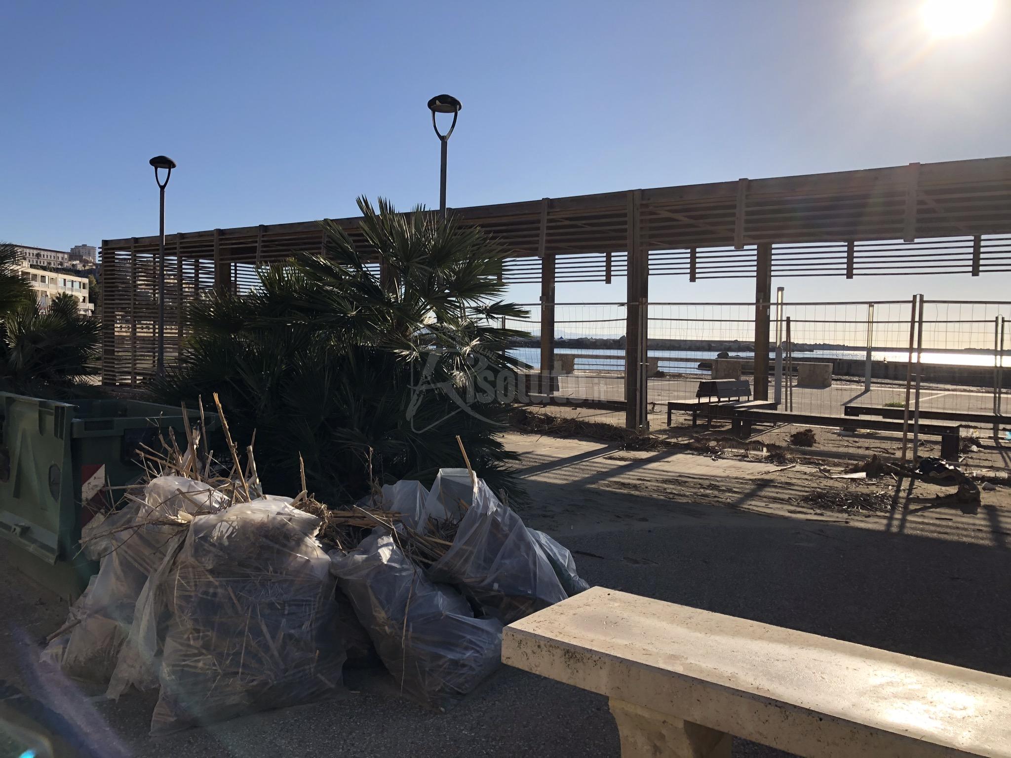 Il Comune di Sciacca valuta la rimozione del gazebo dello Stazzone