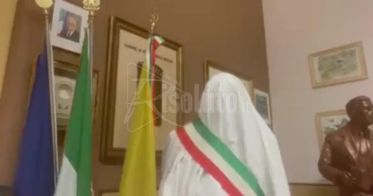La provocazione di Franco Valenti nell'anniversario del sisma del Belice: "Stato fantasma" (Video)