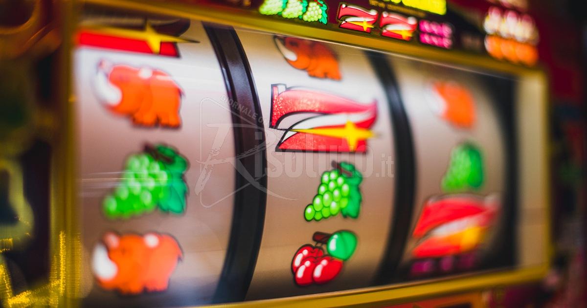 Cinque videopoker sequestrati in una tabaccheria di Ribera