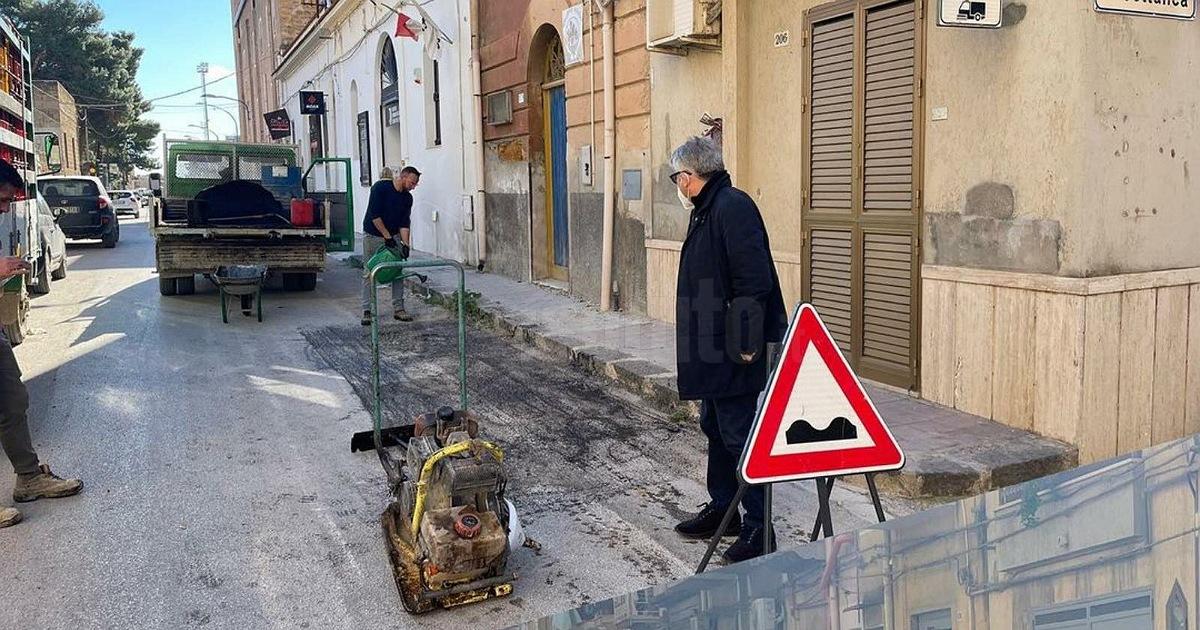 Ripristino manto stradale e scerbatura, lavori in corso a Ribera