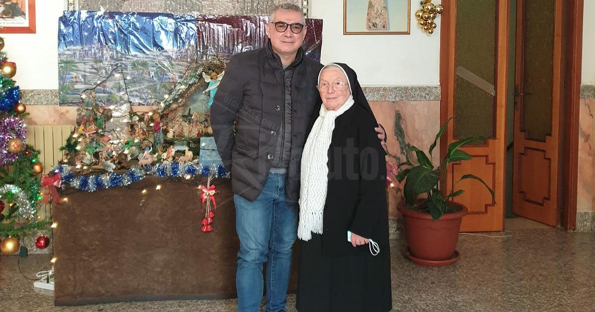 Grossista dona un carico di generi alimentari all'istituto Boccone del Povero di Sciacca