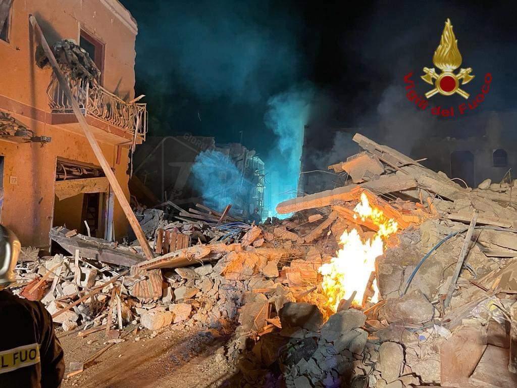 Tragedia di Ravanusa, venerdì i funerali in chiesa Madre delle nove vittime