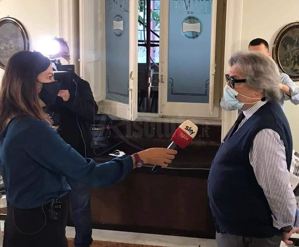 Piega, shampo e vaccino. Prime somministrazioni anche in una parrucchieria palermitana