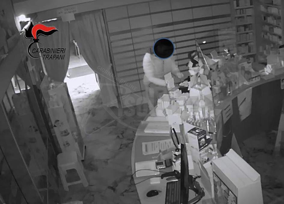 Ruba in farmacia, ma era un sorvegliato speciale di Castelvetrano