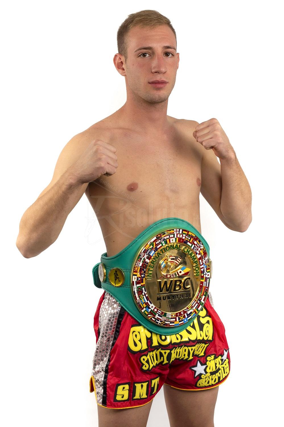 Arriva a Menfi il campione internazione di MUAY THAI WBC