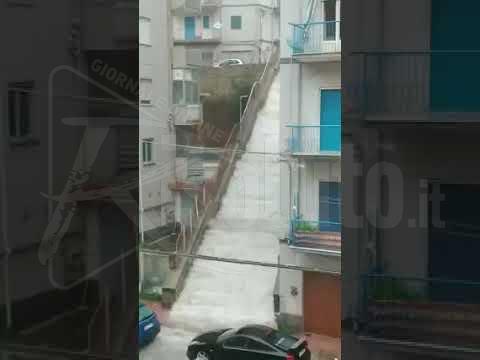Nubifragio su Agrigento e Canicattì, allagamenti e viabilità in tilt (Video)