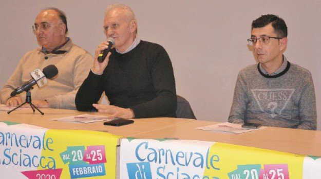Accordo tra il Comune ed i carristi, il Carnevale 2020 si concluderà a Sciaccamare