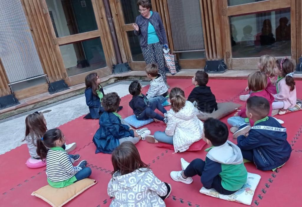 Alla biblioteca Cassar del Comune di Sciacca prende il via “A caccia di in book”, il laboratorio di lettura per gli alunni della scuola dell’infanzia Sant'Agostino