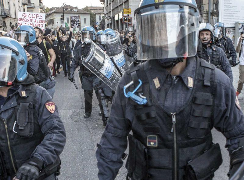 Scontri di Roma, coinvolti e arrestati anche due agrigentini