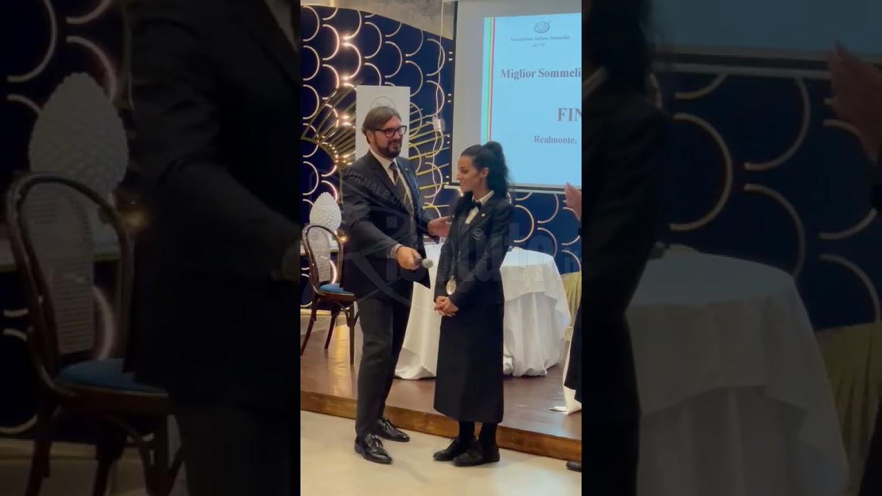Laura Piscopo del ristorante La Lampara di Sciacca eletta miglior sommelier di Sicilia (Video)