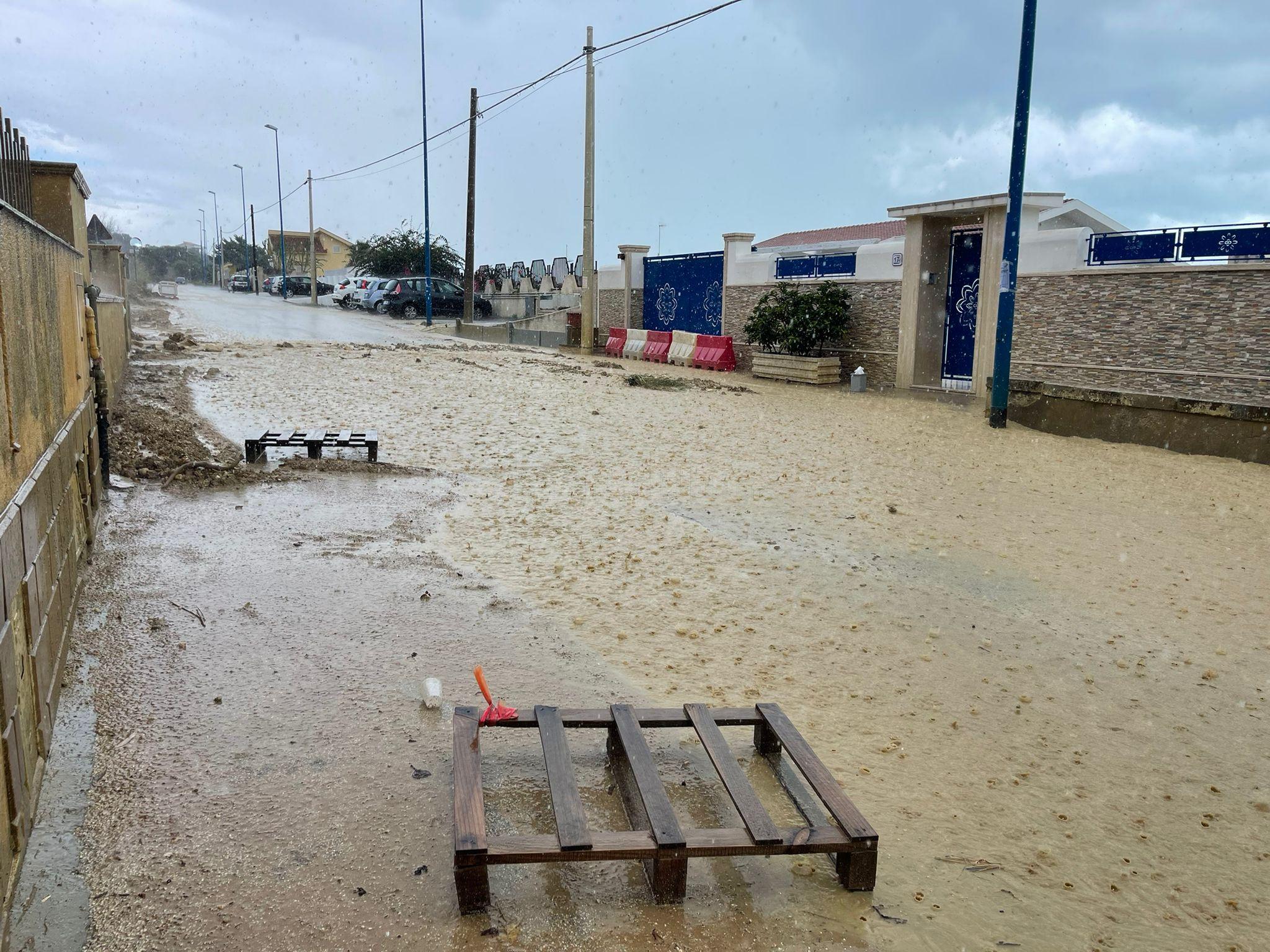 Nuova ondata di maltempo e altro fango in via Lido a Sciacca (Gallery)