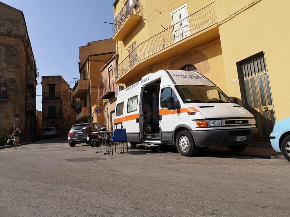 "Hub a casa tua", l'Asp insiste con iniziative nei comuni con la più bassa percentuale di vaccinati c'è Licata e Palma