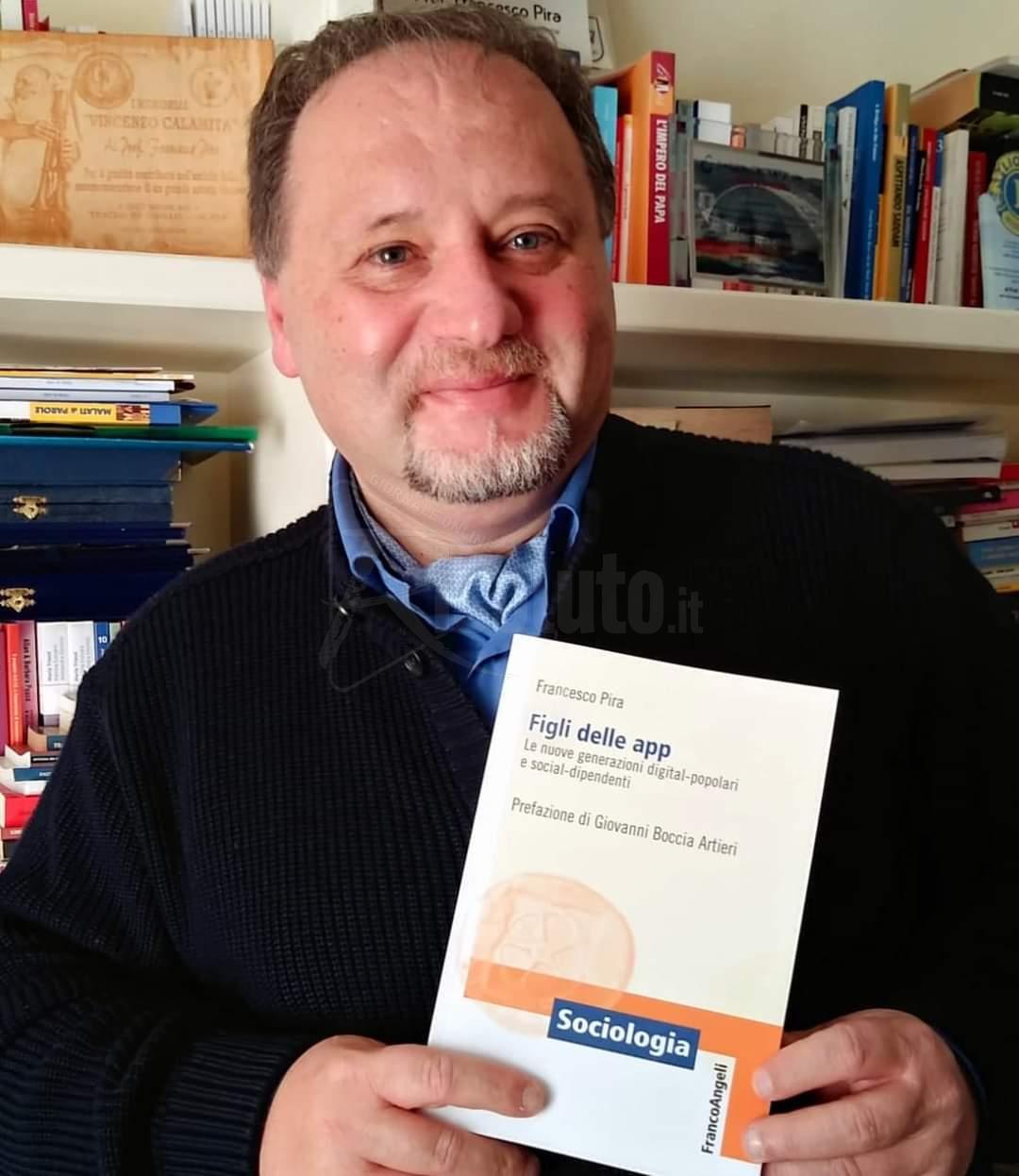"Figli delle App", a Sciacca la presentazione dell'ultimo saggio del sociologo Francesco Pira