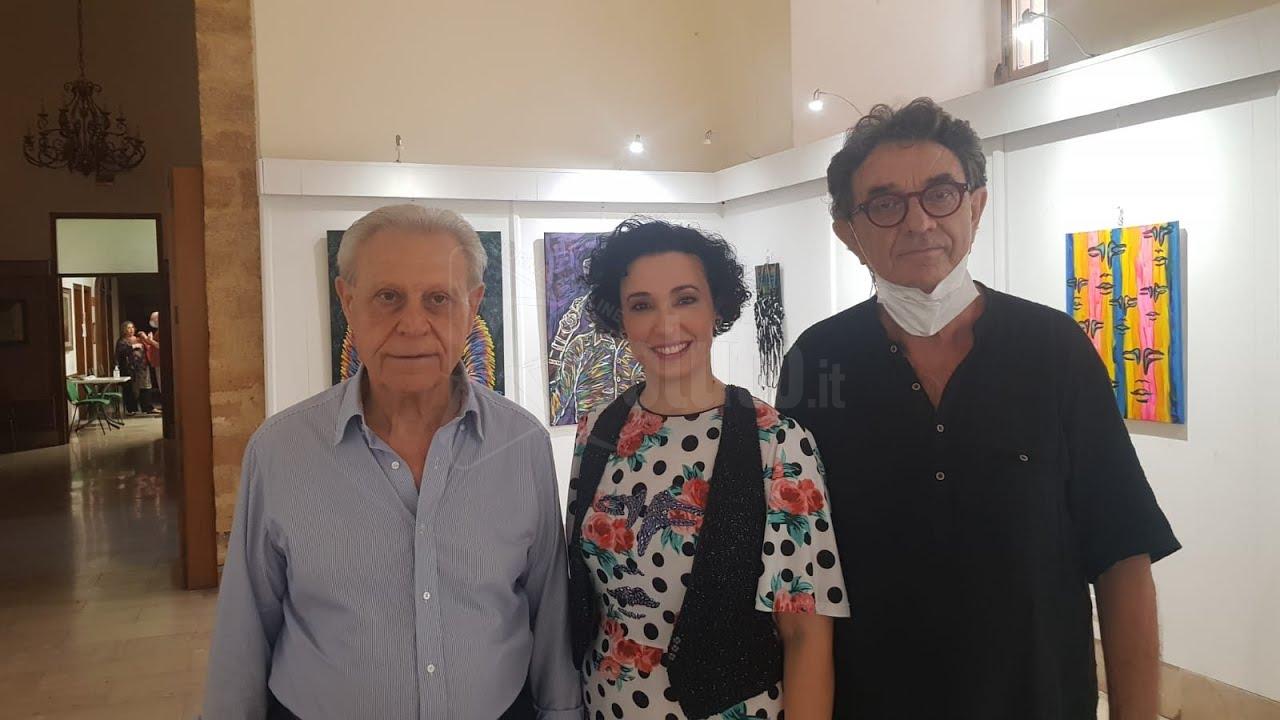 Prima mostra di Diana Toto: "E' un appello alla ricerca dell'identità contro l'omologazione" (Video)