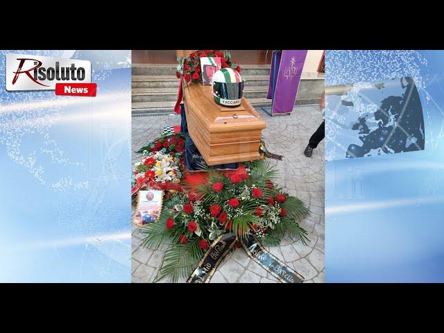 Il rombo delle Ferrari per l'ultimo saluto al mito siciliano delle corse Nino Vaccarella (Video)
