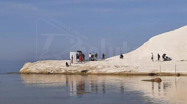 La Scala dei Turchi location del nuovo spot del profumo Armani