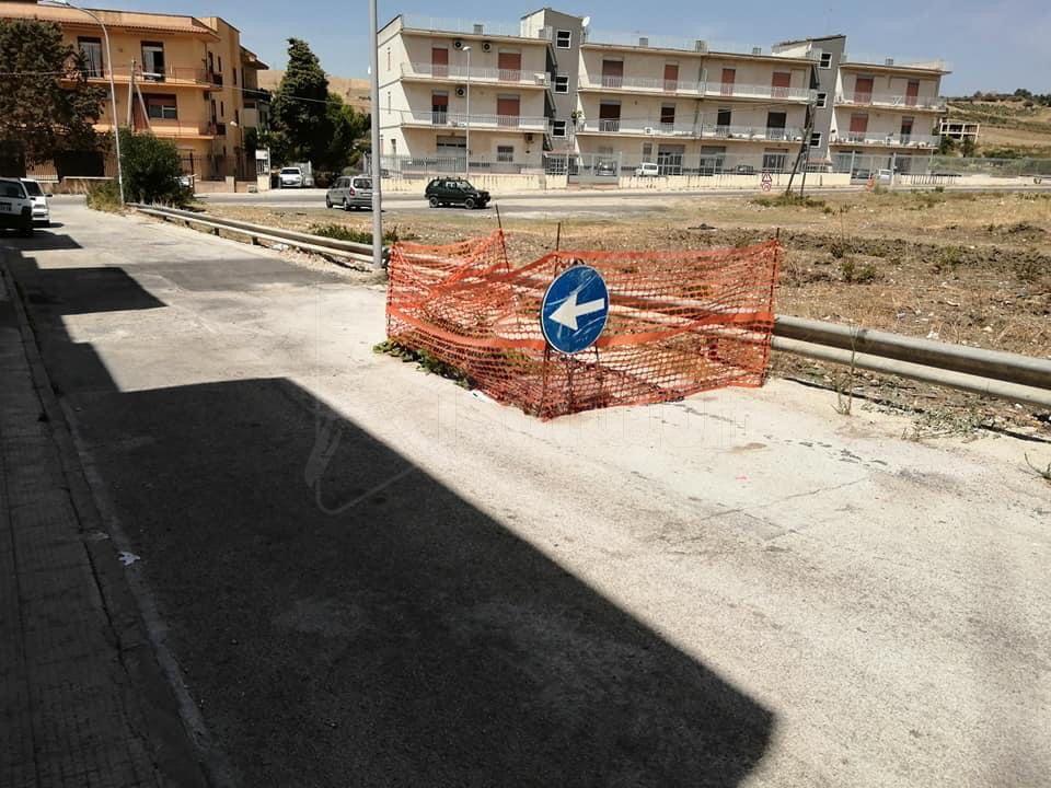 Via Acerra in stato di abbandono, il comitato Seniazza: "Serve più attenzione"