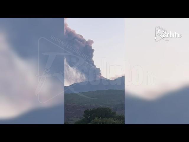 Stasera torna a farsi sentire l’Etna con una fontana di lava