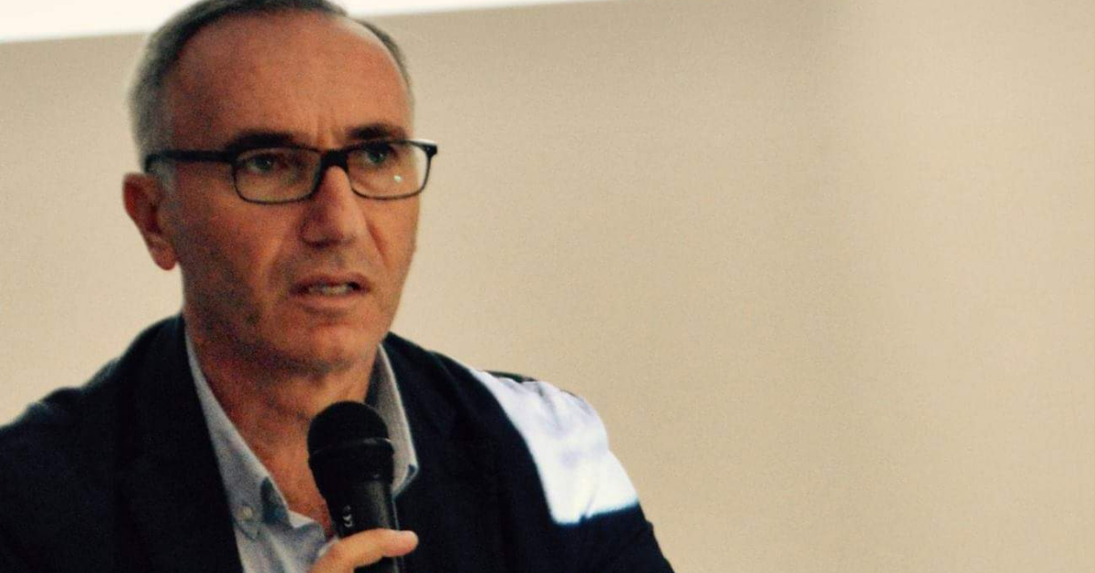 Villafranca Sicula, il sindaco esorta i suoi concittadini a evitare baci e abbracci