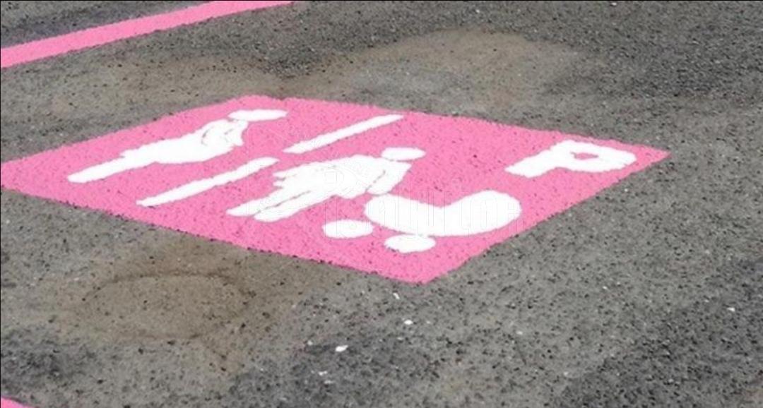 Parcheggi per le donne in gravidanza a Ribera, la richiesta del 5 Stelle