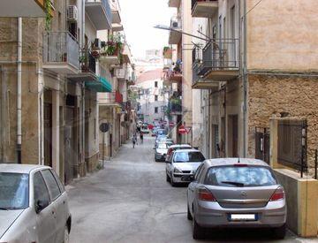 La gestione passa ad Aica e il quartiere Rocca dei Fiori resta a secco, il presidente del Comitato diffida sindaca e nuovo gestore