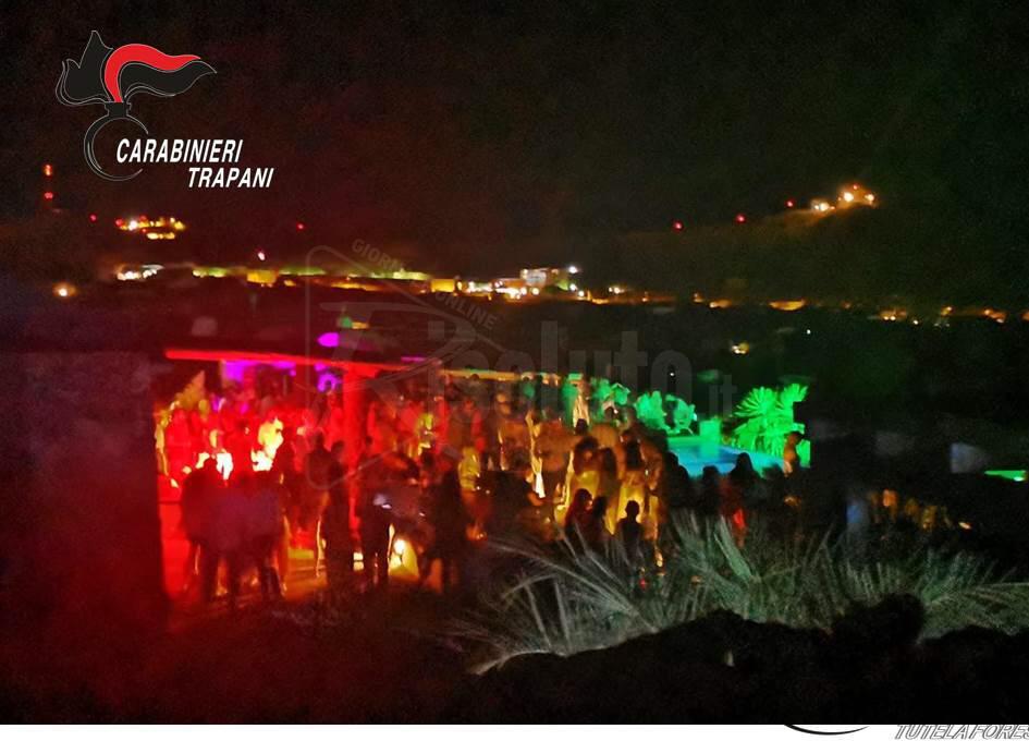 Festa abusiva a Pantelleria: oltre 300 i presenti, denunciato dai carabinieri l'organizzatore