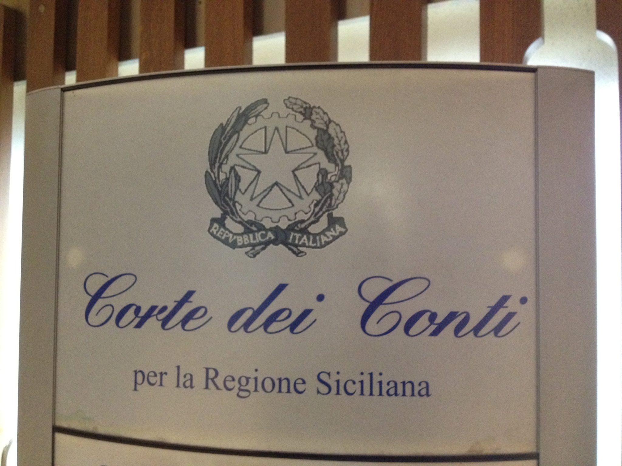 Nessun addebito al professor Pietro Leo, la Corte dei Conti accoglie l'appello incidentale