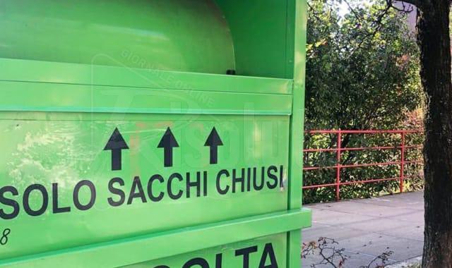 Raccolta differenziata degli abiti usati, posizionati nuovi dodici contenitori a Ribera.