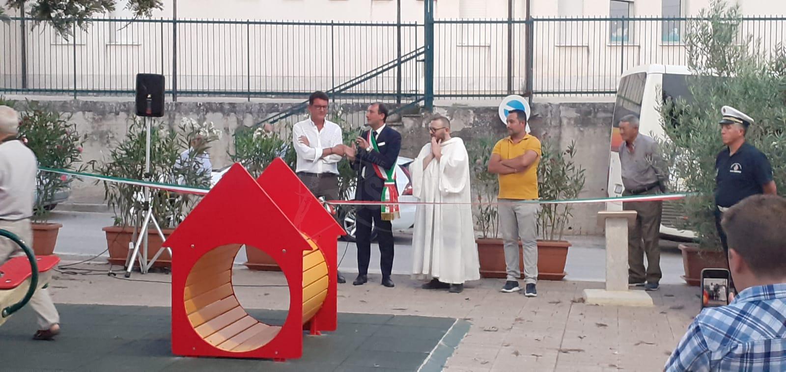 Lucca Sicula ottiene un finanziamento regionale di 21 mila euro e inaugura un parco giochi per bambini