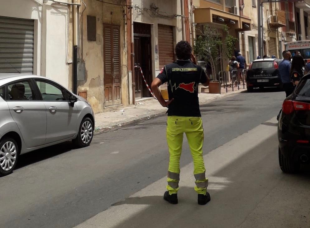 Due coniugi settantenni trovati morti nella loro casa di Ribera