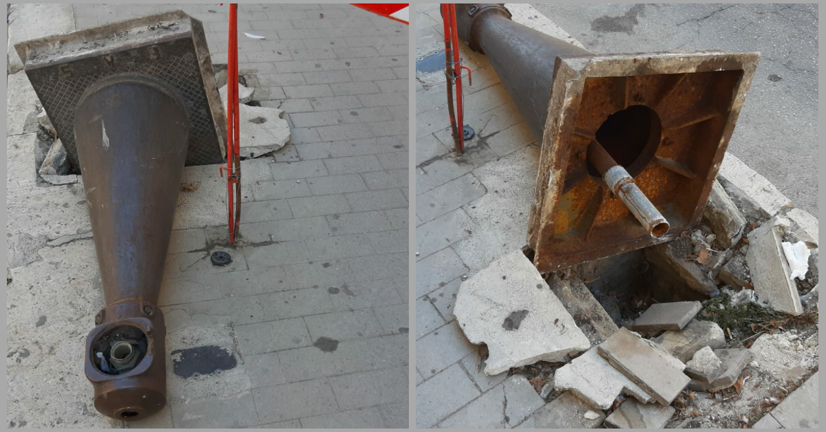 Colonnina divelta in Corso Vittorio Emanuele a Sciacca