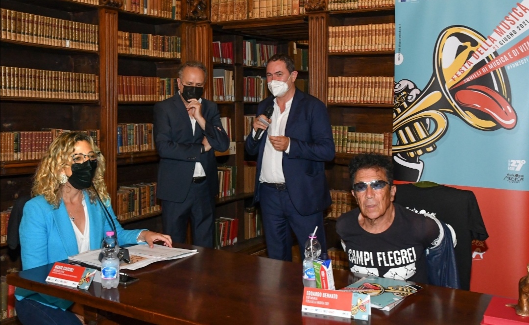 Festa della Musica Italia 2021, l'assessore regionale Messina e il direttore del Toscanini Longo a Roma con Bennato