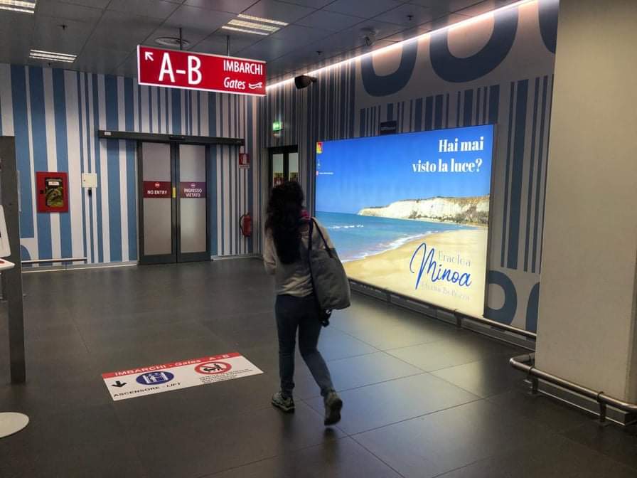 Cattolica investe in affissioni pubblicitarie  all'aeroporto di Bergamo per promuovere Eraclea Minoa