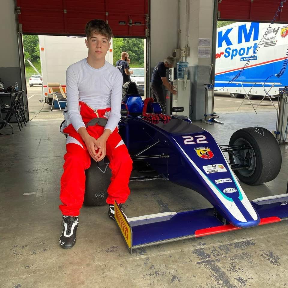 Prime prove in Formula 4 oggi per il giovane pilota margheritese Giuseppe Guirreri
