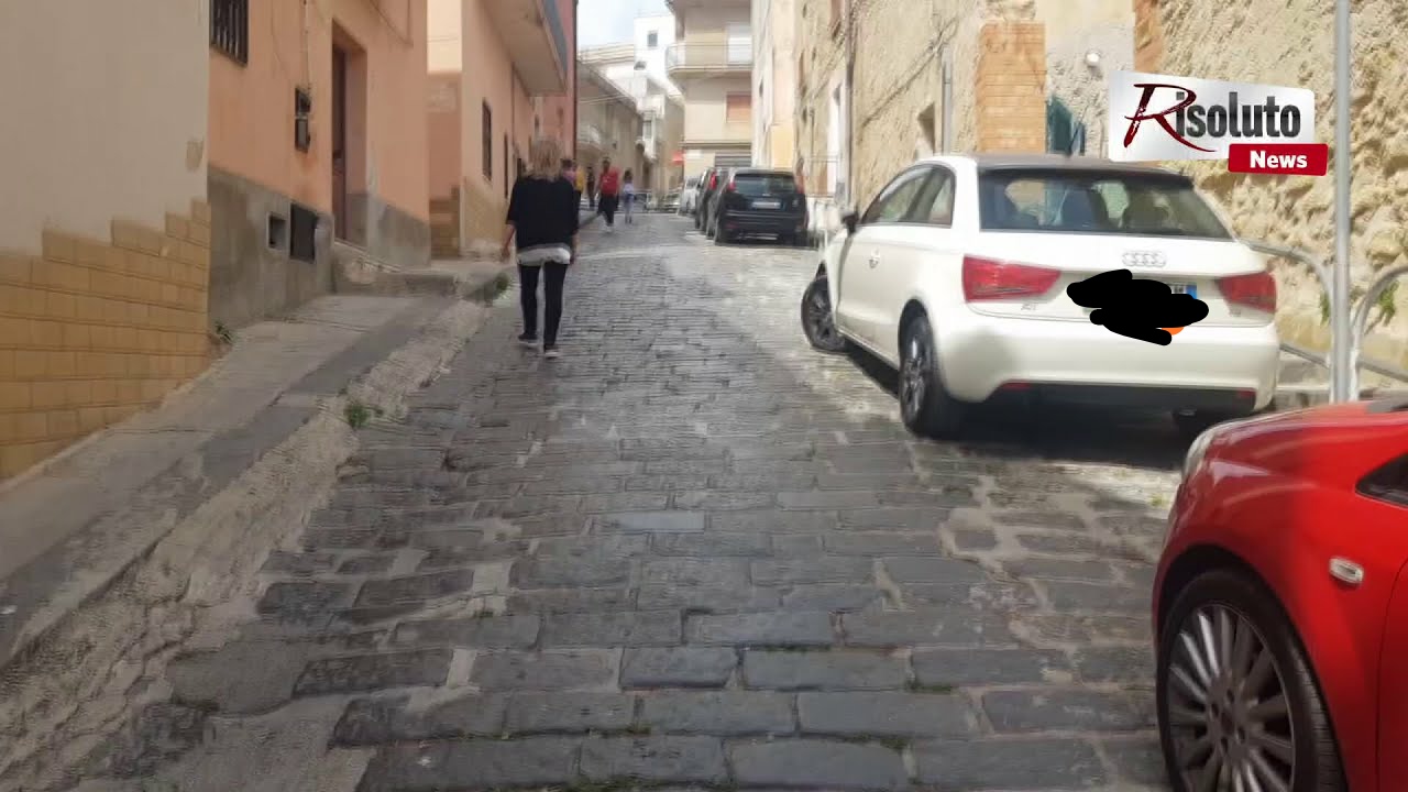 Salita Loreto a Sciacca, i genitori degli alunni della vicina scuola chiedono un vigile all'entrata e all'uscita per ragioni di sicurezza (Video)