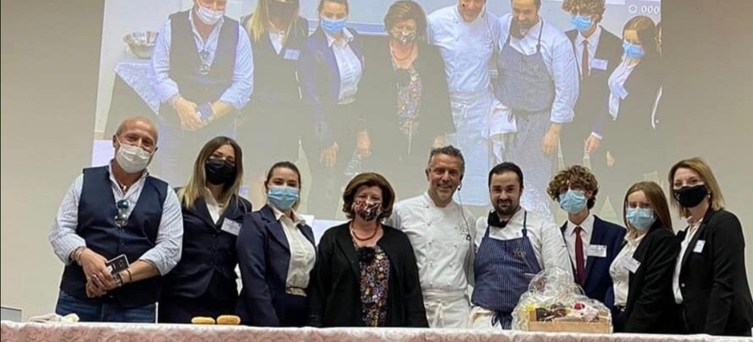Show cooking all'Amato Vetrano di Sciacca, gli studenti incontrano lo chef stellato Giancarlo Perbellini
