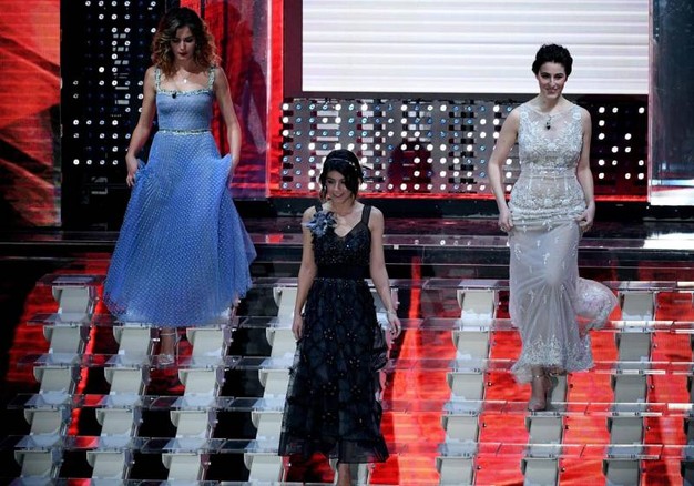 Giusy Buscemi a Sanremo, incanta per garbo e bellezza