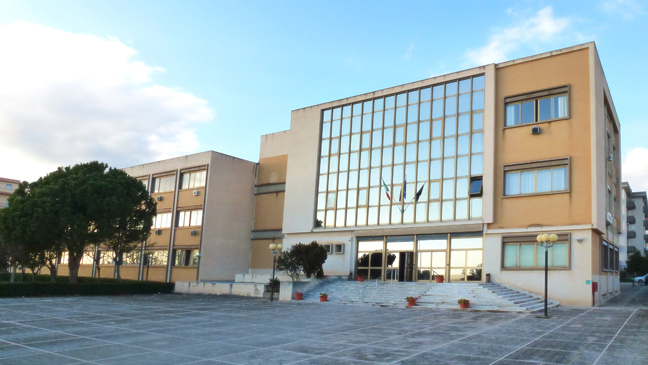 Una donna condannata per estorsione a un ottantenne di Menfi