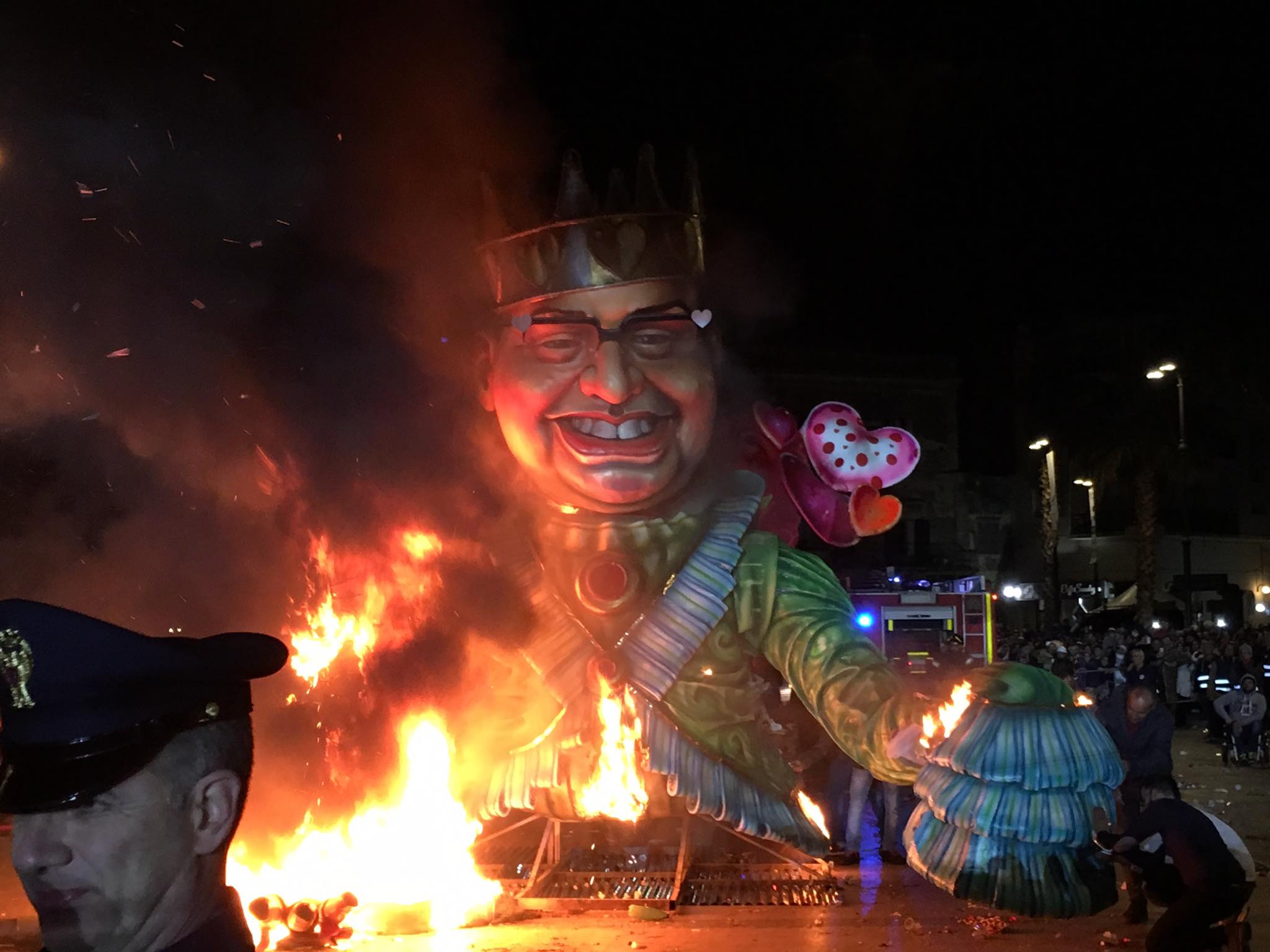 Opposizione: "L'epilogo del Carnevale, crepuscolo dell'amministrazione tra sceneggiate e gaffes"