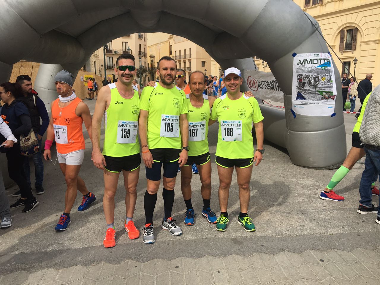 La Tartaruga sbarca con 21 atleti al "Vivicittà" di Palermo e Trapani e si distingue in particolare con le donne